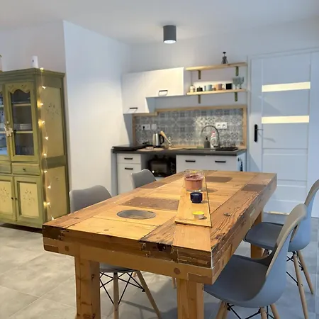 Przystanek Dzika Dolina Apartman